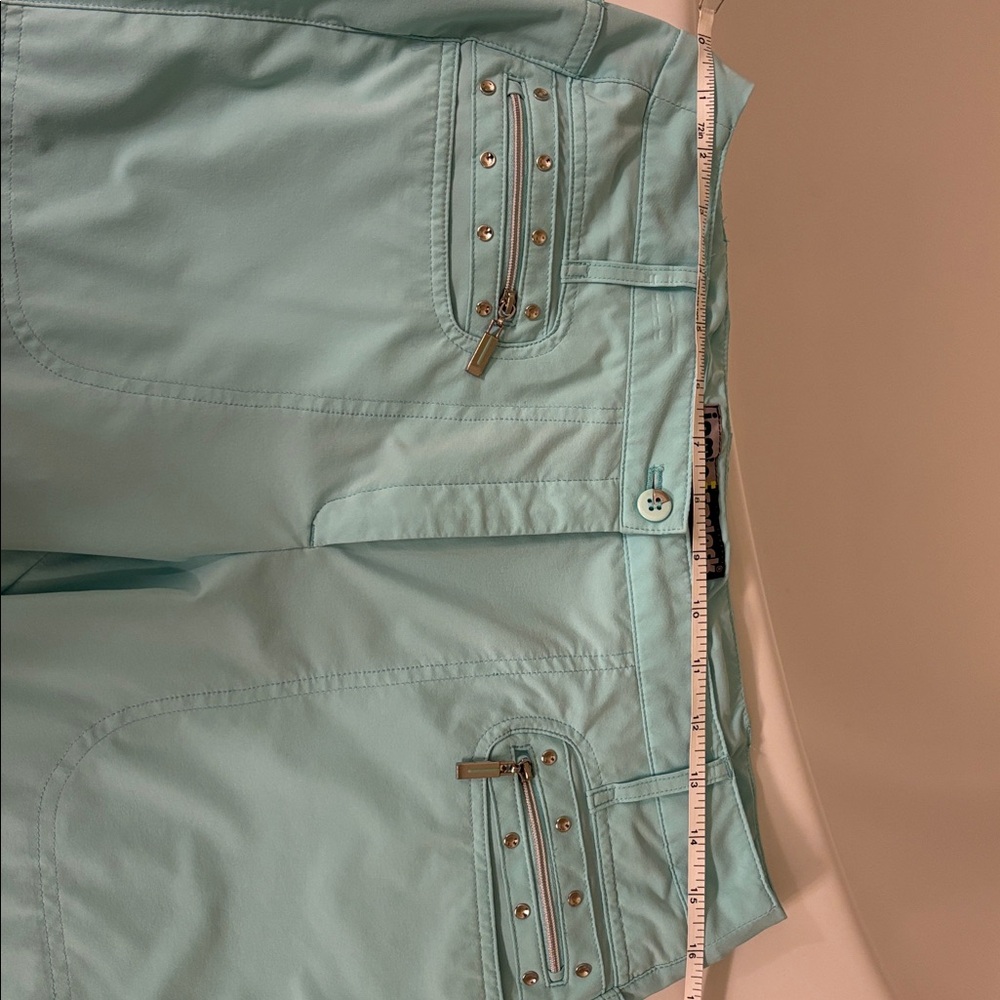 Jamie Sadock pedal pusher golf shorts - Picture 7 of 8